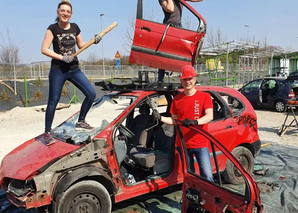 Distruzione d’Auto