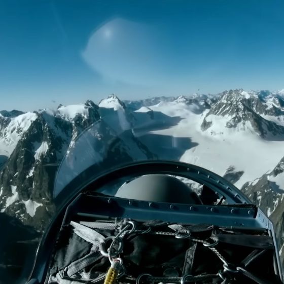 Volo con Aero L-39 nelle Alpi