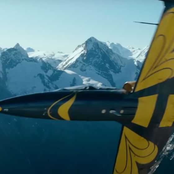 Volo con Aero L-39 nelle Alpi