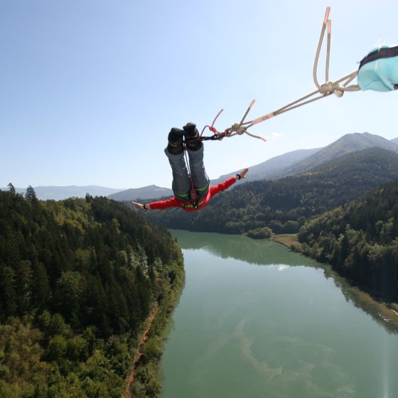 Bungee skok - Podjunski most 96 m
