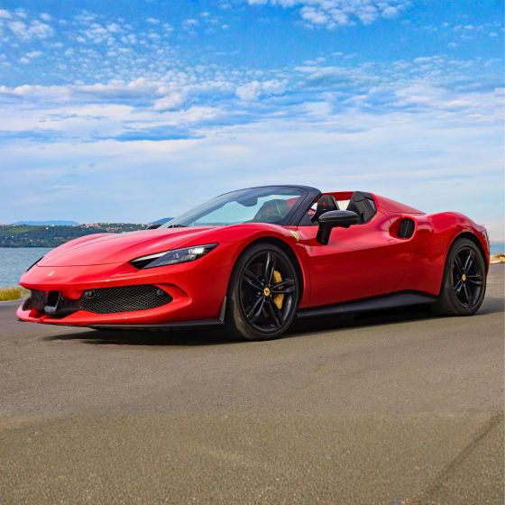 Vožnja s Ferrarijem kot sovoznik na slovenski obali