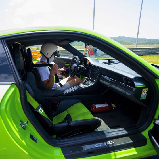 Vožnja Porscheom 911 GT3 RS 991.2 na trkaćoj stazi Grobnik