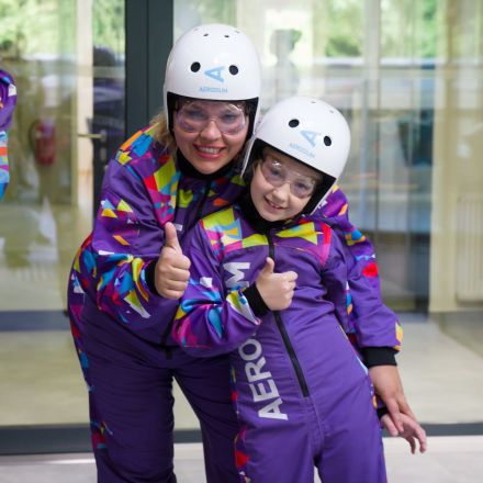 Family flight in wind tunnel Logatec