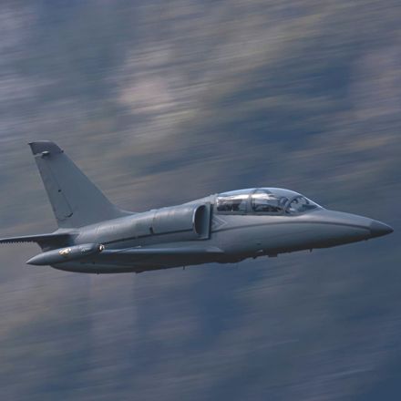 Volo con Aero L-39 nelle Dolomiti - Italia