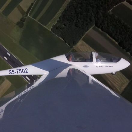 Volo acrobatico con aliante a Maribor